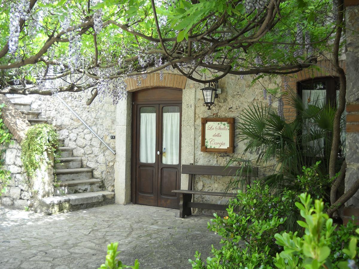 La Caveja Hotel Pietravairano Exterior photo
